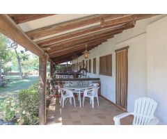 Chalet en Venta en Viladamat, Girona