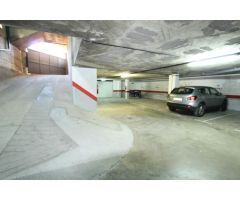 Garaje/Parking en Venta en lEscala, Girona