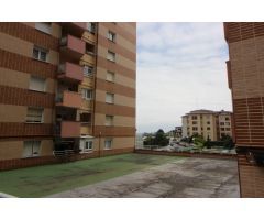 LOCAL PARA NEGOCIO CON ACCESO RODADO EN PASEO MENENDEZ PELAYO EN CASTROURDIALES