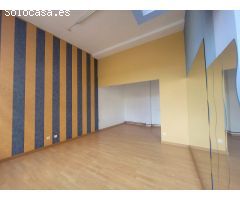 LOCAL COMERCIAL EN ASTILLERO DE 92 METROS