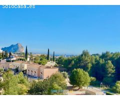 Calpe Villa nueva 3 habitaciones y piscina vista al  mar y al peñon de lfach 789000 euros