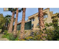 Casa con terreno en Venta en la Nucia, Alicante