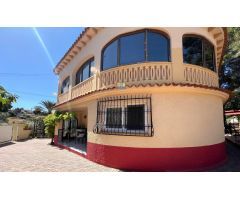 CASA EN ALTEA URBANIZACIÓN LA GALERA