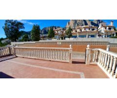 CHALET INDEPENDIENTE EN POLOP