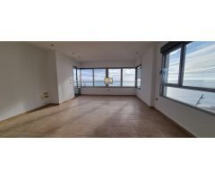 GRAN PISO A LA VENTA EN PRIMERA LINEA