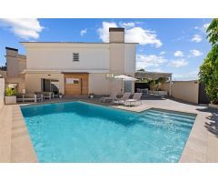 MODERNO CHALET PAREADO EN ALFAS DEL PI