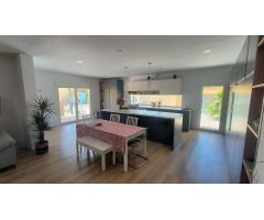 Casa en Venta en Estación de Cártama, Málaga