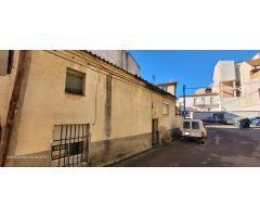 VENTA CASA,PARA RFEFORMAR O DERRIBAR