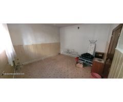 VENTA CASA,PARA RFEFORMAR O DERRIBAR