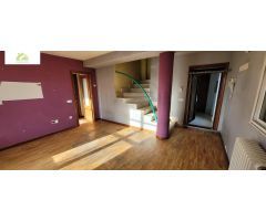 ACTIVO BANCARIO,VENTA ATICO DUPLEX,ZONA LOS BLOQUES,3 HABITACIONES,1 BAÑO,2 ASEOS