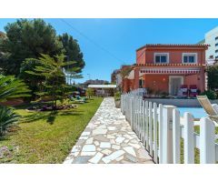 Chalet independiente con Jardín, Piscina y Barbacoa