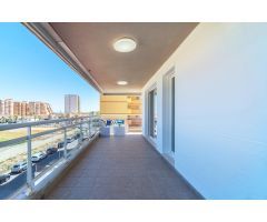 Apartamento con Piscina