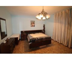 SE VENDE CASA CON PARCELA EN ZONA ABLA