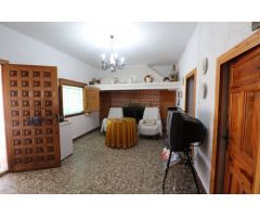 Casa con terreno en Tabernas