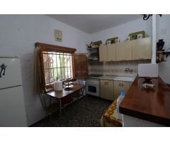 Casa con terreno en Tabernas