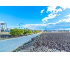 Terreno urbano de 33.111 m2 en venta en Recas (Toledo)