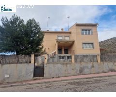 Vivienda de 4 habitaciones en Colmenar de Oreja (Madrid)