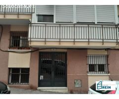 LOCAL COMERCIAL Y VIVIENDA  DE 150 M2 EN FUENCARRAL