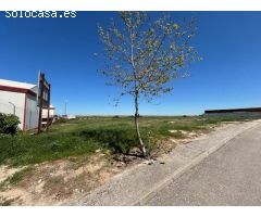PARCELAS URBANIZABLES SECTORIZADAS DE 45.539 M2 EN LAS VENTAS DE RETAMOSA