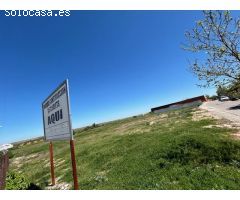 PARCELAS URBANIZABLES SECTORIZADAS DE 45.539 M2 EN LAS VENTAS DE RETAMOSA