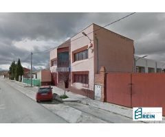 NAVE INDUSTRIAL EN SONSECA (TOLEDO).
