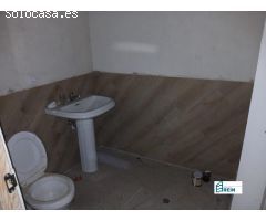 LOCAL COMERCIAL EN YELES (TOLEDO).
