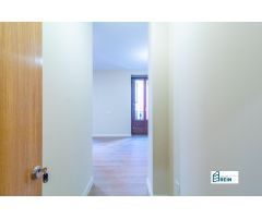 EXCLUSIVO PISO NUEVO CON MAS DE 100M2 EN LA CALLE DE TRUJILLOS CON GRANDES VENTANALES A LA CALLE.