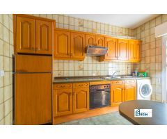 CHALET INDEPENDIENTE CON 214 M2 CONSTRUIDOS SOBRE UNA PARCELA DE 214M EN EL CENTRO DE RECAS.