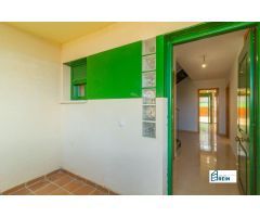 CHALET EN ILLESCAS DE 213 M2 CONSTRUIDOS CON PATIO DELANTERO Y PATIO TRASERO.
