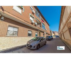 PISO DE 3 DORMITORIOS EN PRIMERA PLANTA EN CENTRO DE RECAS (TOLEDO).