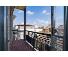 EXCELENTE PISO AMPLIO Y EXTERIOR CON BALCON