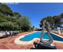 Chalet en Venta en Torroella de Montgrí, Girona