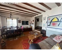 Chalet en Venta en Torroella de Montgrí, Girona