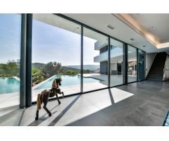 Magnifica Villa Moderna de Lujo Cerca del Mar en Jávea