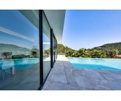 Magnifica Villa Moderna de Lujo Cerca del Mar en Jávea