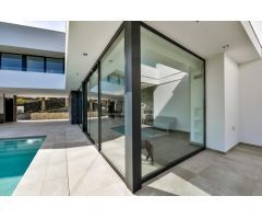 Magnifica Villa Moderna de Lujo Cerca del Mar en Jávea