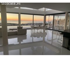 Villa de Lujo con Vistas al Mar en La Fustera Benissa