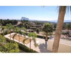 Villa de Lujo con Vistas al Mar en La Fustera Benissa