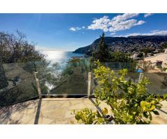 Majestuosa Villa de Lujo en Primera línea de Mar en Pto. Blanco Calpe