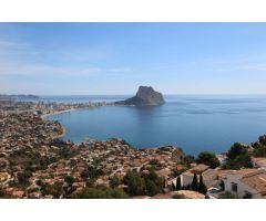 Villa Mediterránea en Calpe con Vistas Impresionantes