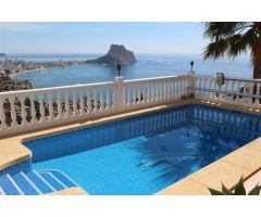 Villa Mediterránea en Calpe con Vistas Impresionantes