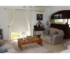 Villa Mediterránea en Calpe con Vistas Impresionantes