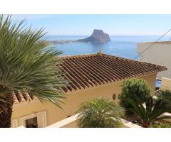 Villa Mediterránea en Calpe con Vistas Impresionantes