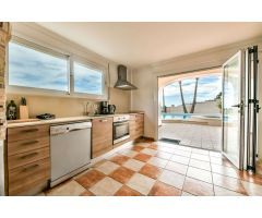 Excelente Villa en la Bahía de Calpe con Vistas al Mar