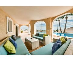 Excelente Villa en la Bahía de Calpe con Vistas al Mar