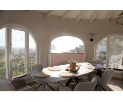 Villa Remodelada con Vistas al Mar en Calpe
