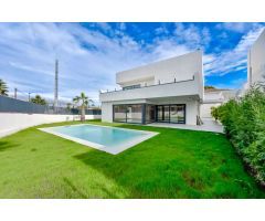 Formidable y Moderna Villa de Lujo en L´Albir