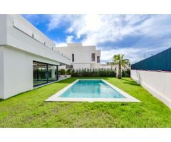 Formidable y Moderna Villa de Lujo en L´Albir
