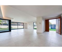 Formidable y Moderna Villa de Lujo en L´Albir
