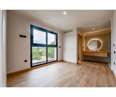 Formidable y Moderna Villa de Lujo en L´Albir